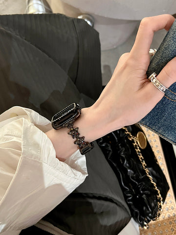 Sparkling Star Bracelet with Diamonds Strap
