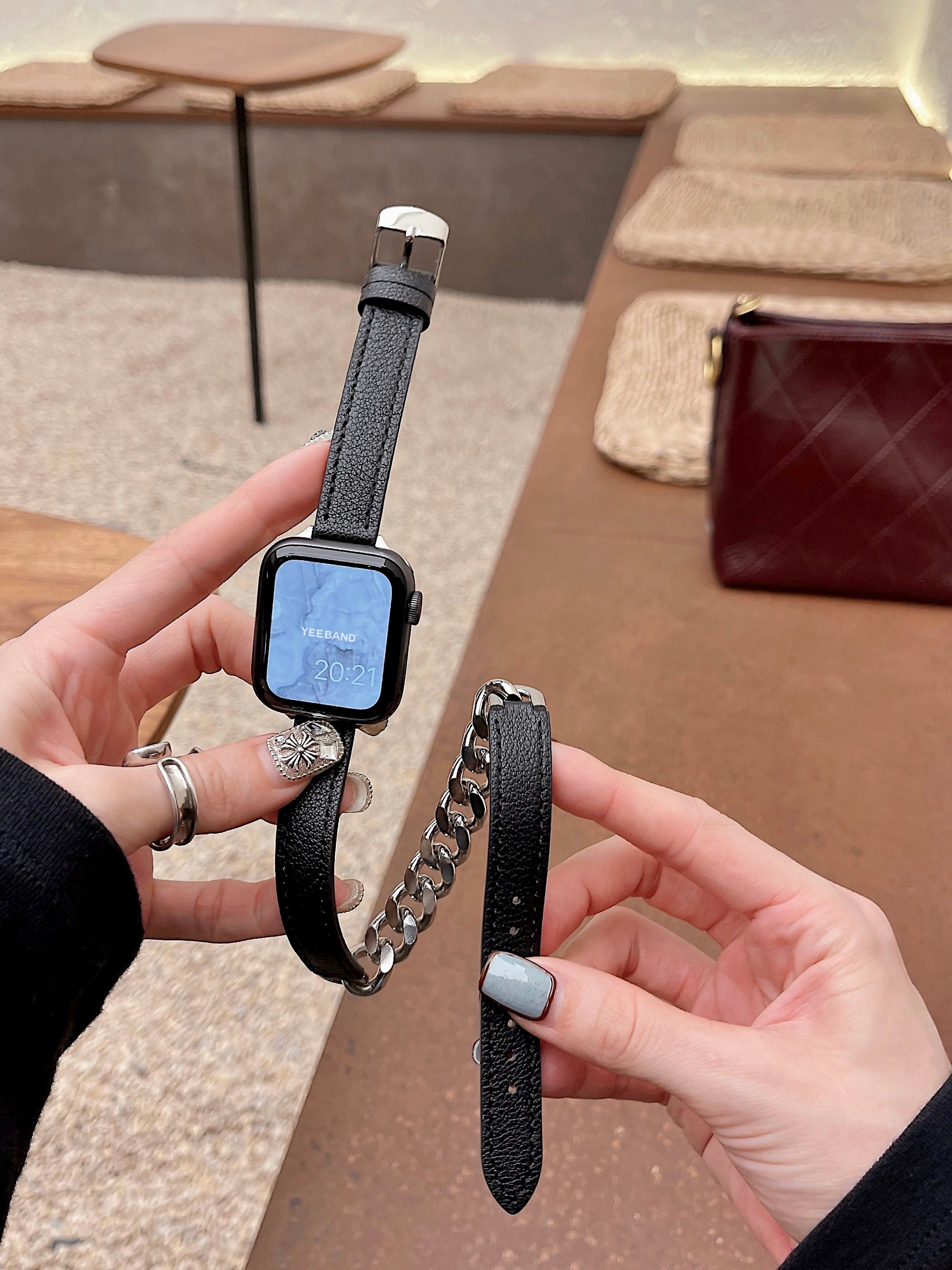 Double Loop Chain Band