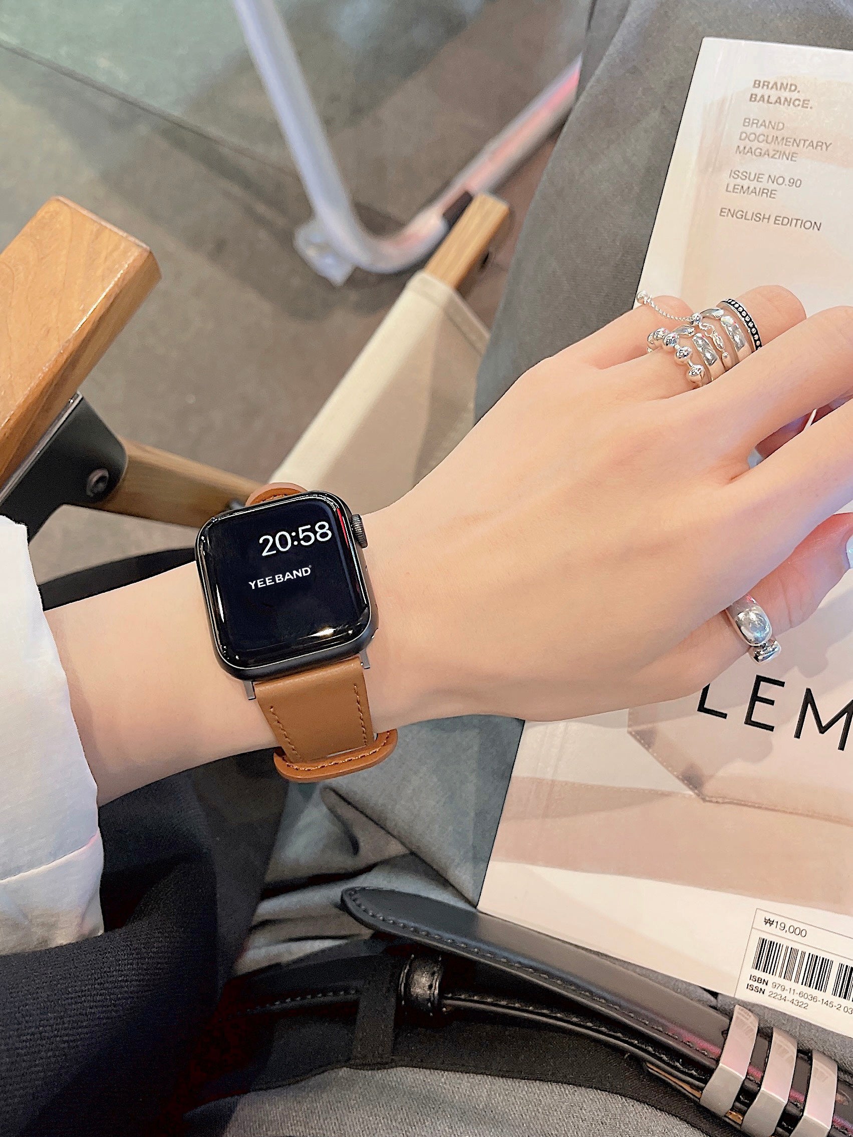 Genuine Leather Pacifier Buckle Leather Strap for Applewatch