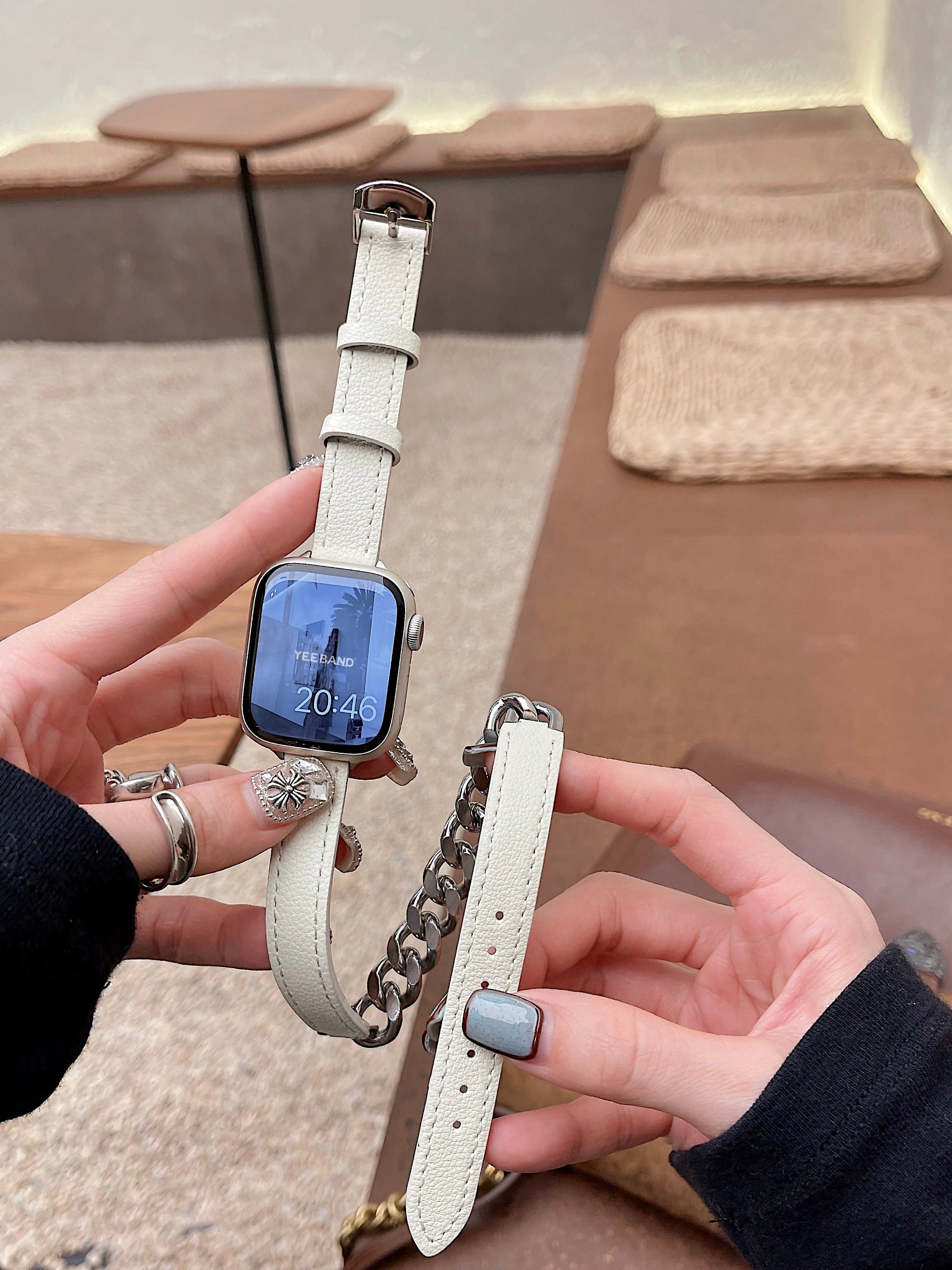 Double Loop Chain Band