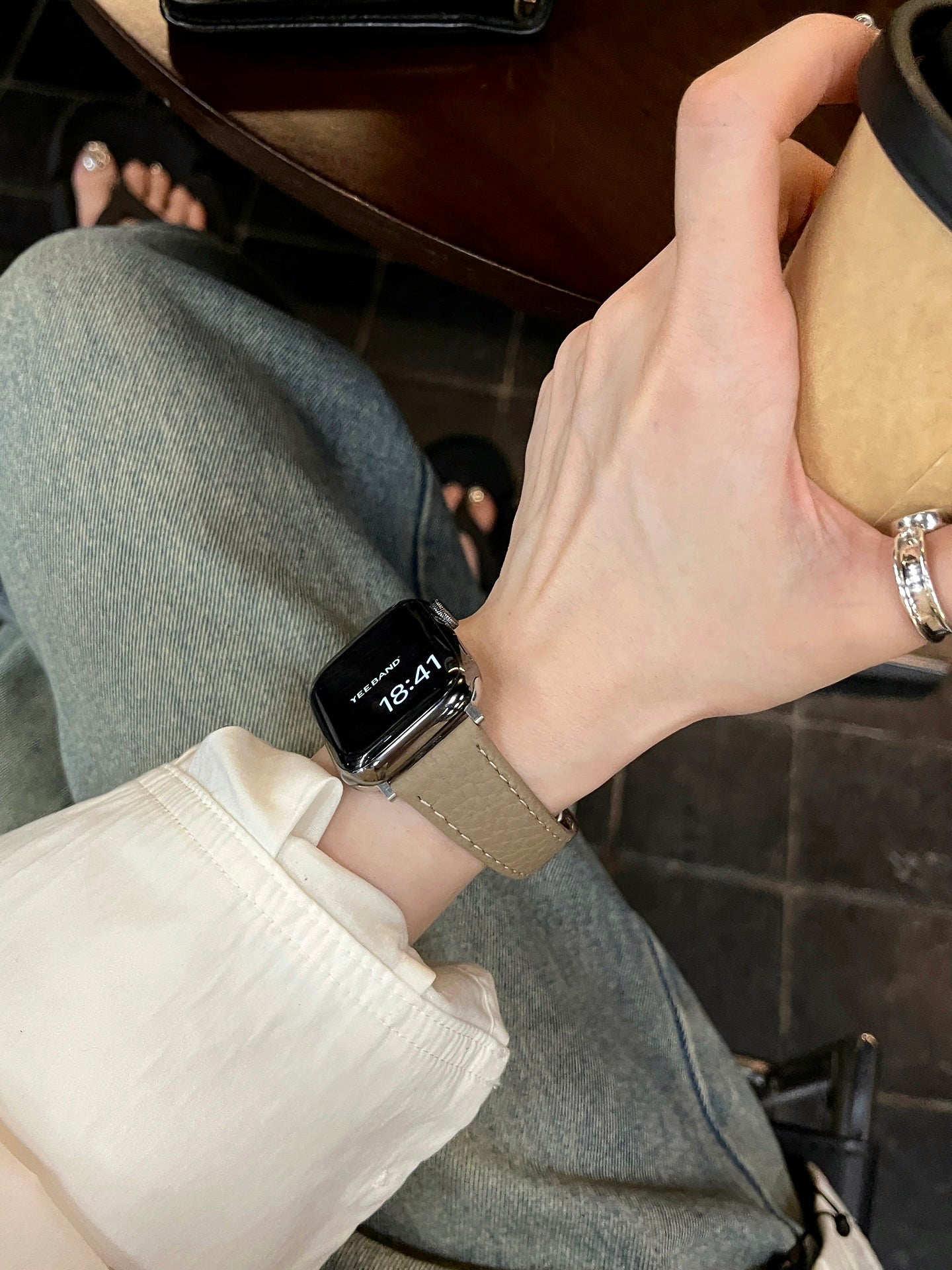 Magnetic Pebbled Leather Band