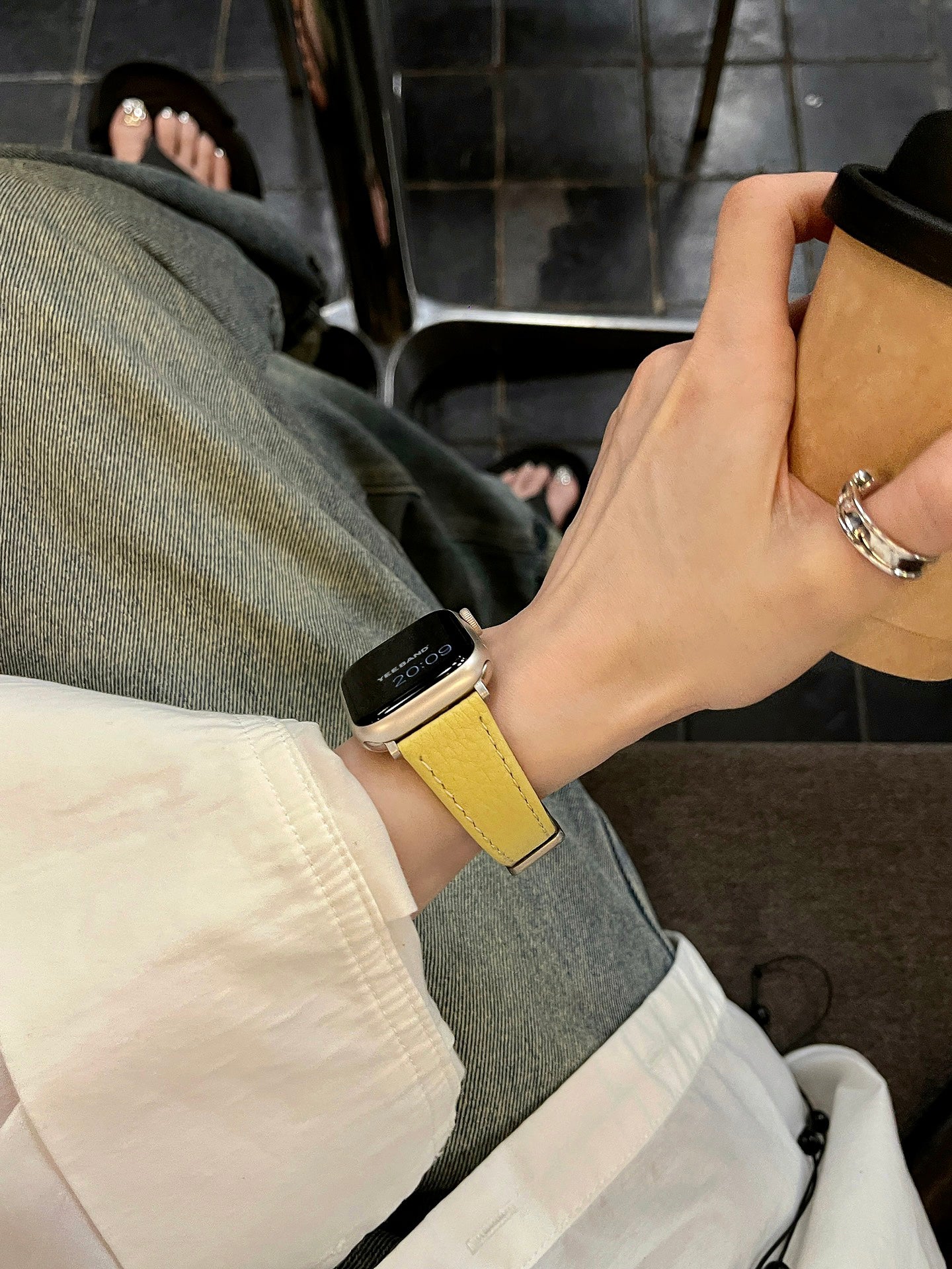 Magnetic Pebbled Leather Band