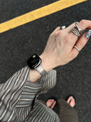 Stainless steel bracelet with crushed silver rattan checkered pattern for applewatch