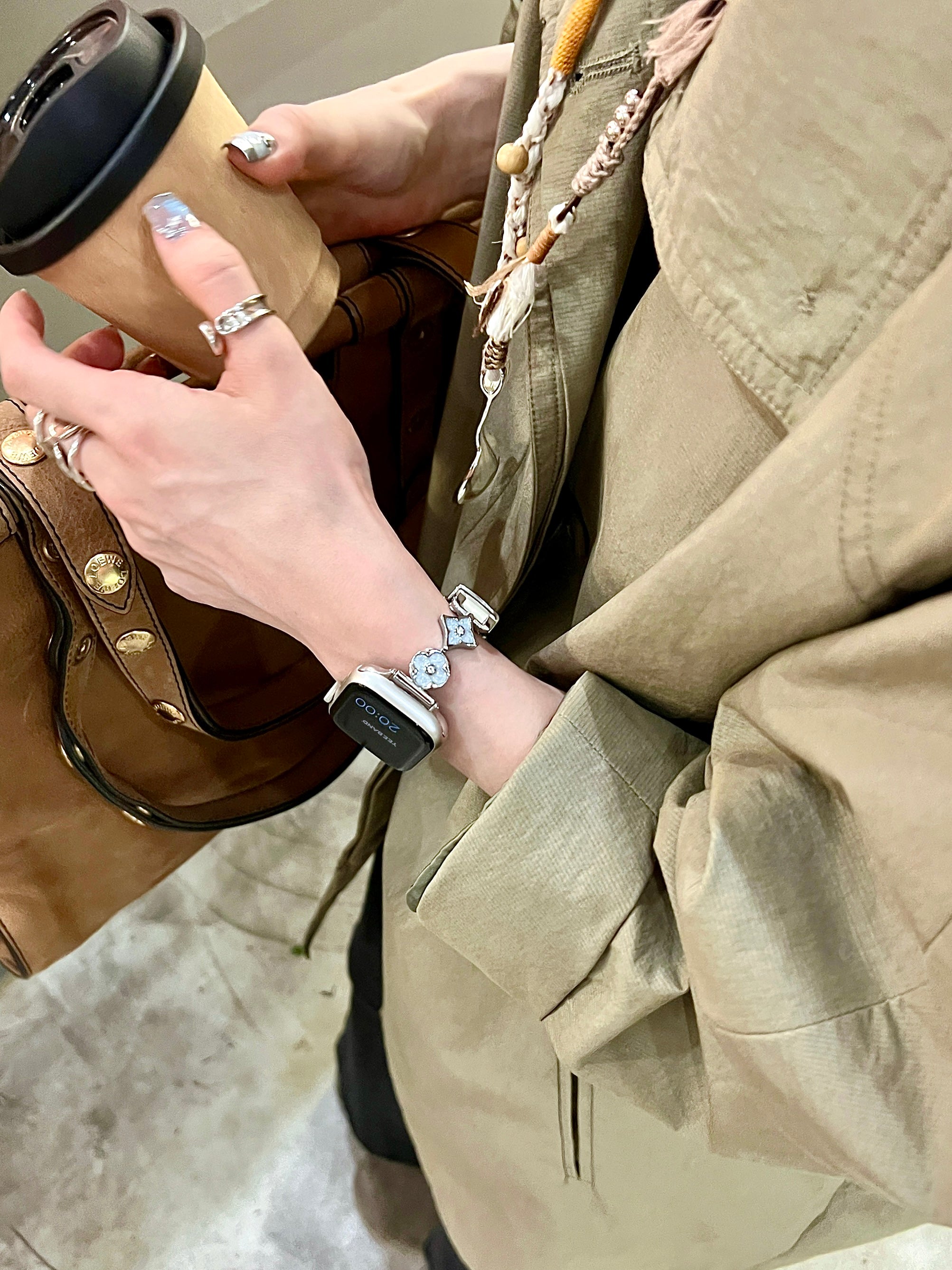 Enameled leather strap with tangerine flowers