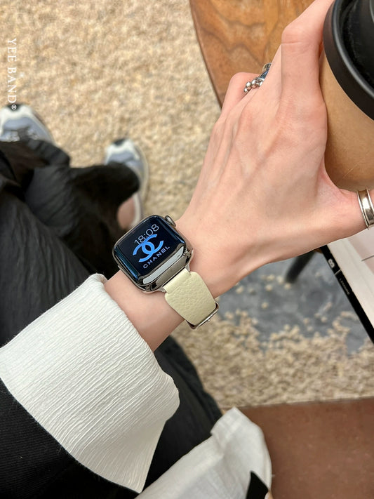 Vase Leather Strap is compatible with the applewatch